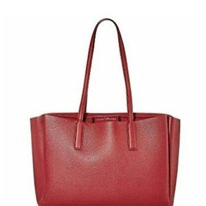 NWT Marc Jacobs Protege Leather Tote in Cabernet M0015771-619